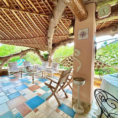 Design - 5 Min & - Wifi - By Coral * Porto Cervo